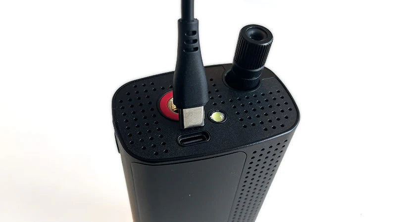 Alt image