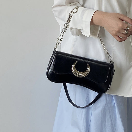 Moon Twist Lock Shoulder Bag Black Underarm Bag
