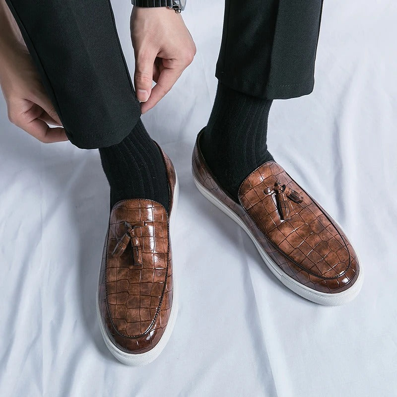 Plus Size Tassle Fashion Leather Shoes Men's Business Casual Sneakers - The General Ecommerce Store