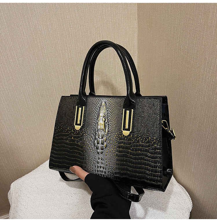 Portable Women's Fashion Hand Carrying Large-capacity Crossbody Bag - The General Ecommerce Store
