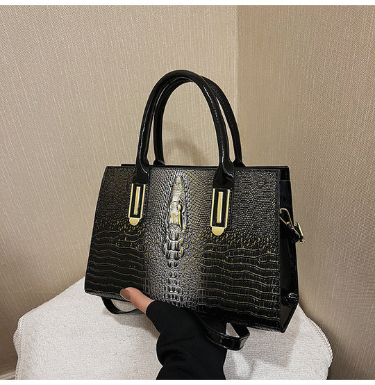 Portable Women's Fashion Hand Carrying Large-capacity Crossbody Bag - The General Ecommerce Store